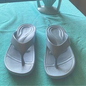 Aetrex Maui Flip Women’s Light Blue 7